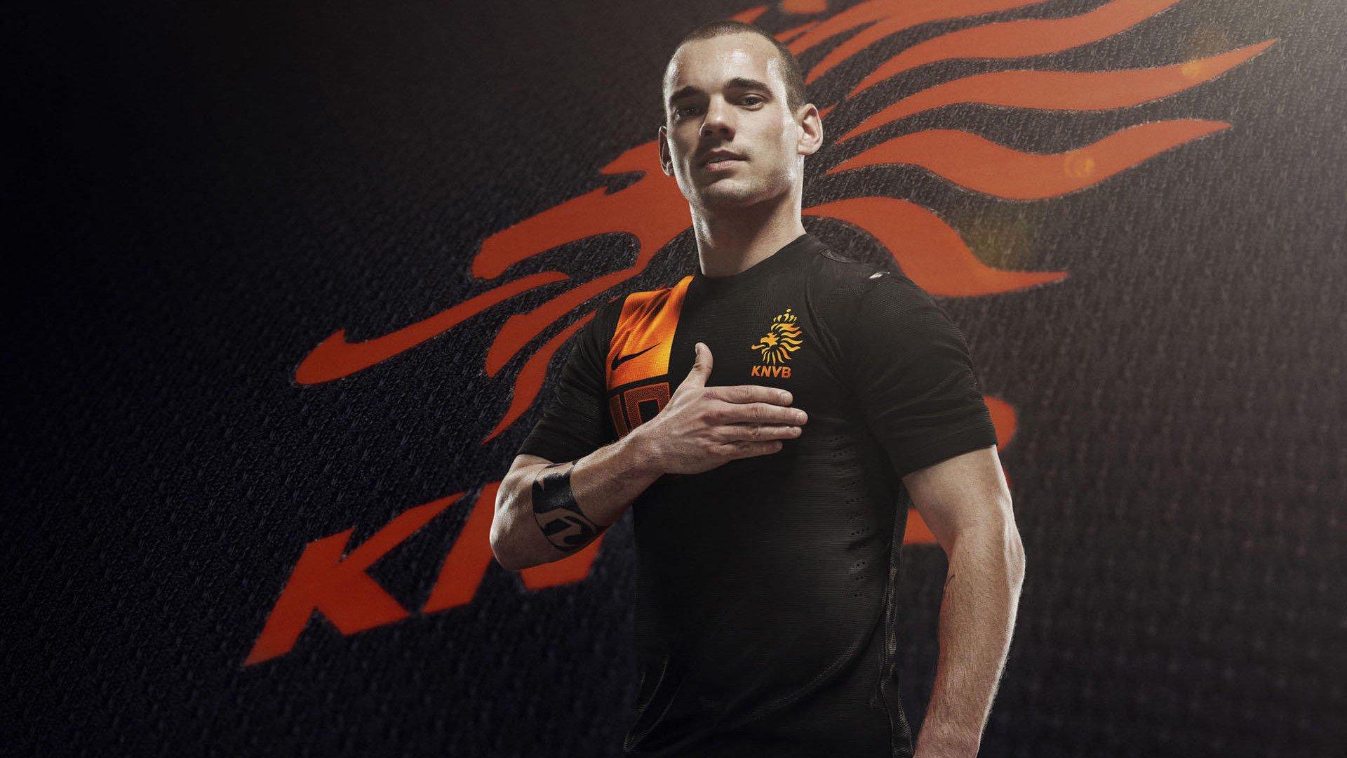 西甲劲旅贝蒂斯锁定安东尼，本菲卡租借报价加入争夺战